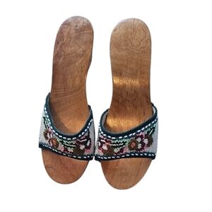 Vintage Art Hand Carved Wood Beaded Mules Sandals Size 8